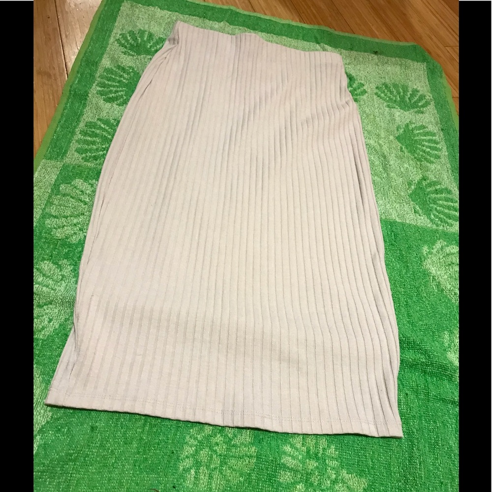 Midi pencil ribbed skirt